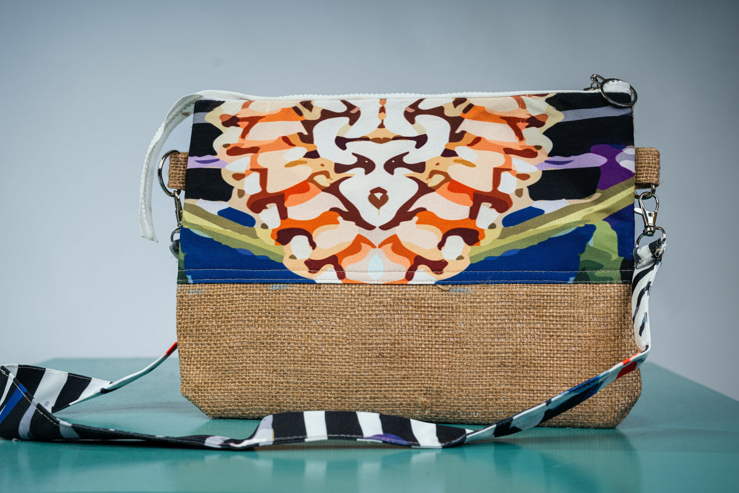 🎁 lunar lord clutch (Discount)