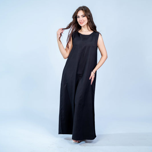 women in black