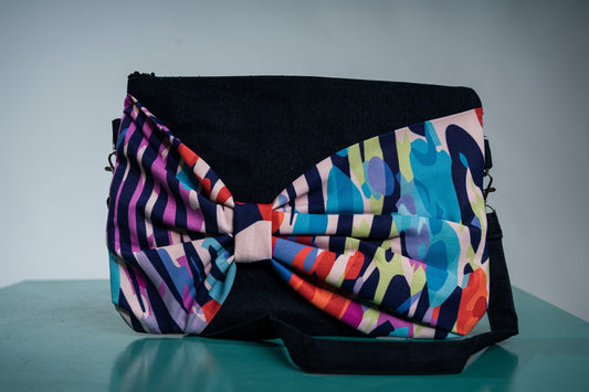 winged majesty bow clutch